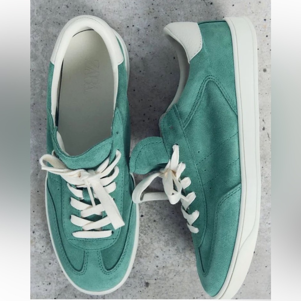 Zara Leather Athletic Lace-up Sneakers Shoes comfort Sole
Turquoise Blue NWT
